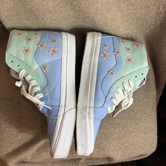 VANS Sz 11 Bob Square Pants Collab Sandy Liang Pastel High-Top Laceup Sneakers - Picture 3 of 8